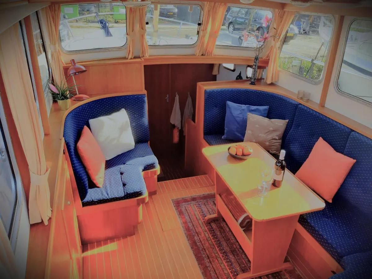 Motor Yacht Amazone Hotel Amsterdam Netherlands